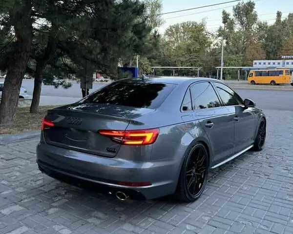 Сірий Ауді А4, об'ємом двигуна 2 л та пробігом 160 тис. км за 21200 $, фото 2 на Automoto.ua
