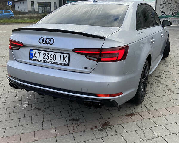 Сірий Ауді А4, об'ємом двигуна 1.98 л та пробігом 147 тис. км за 20900 $, фото 4 на Automoto.ua