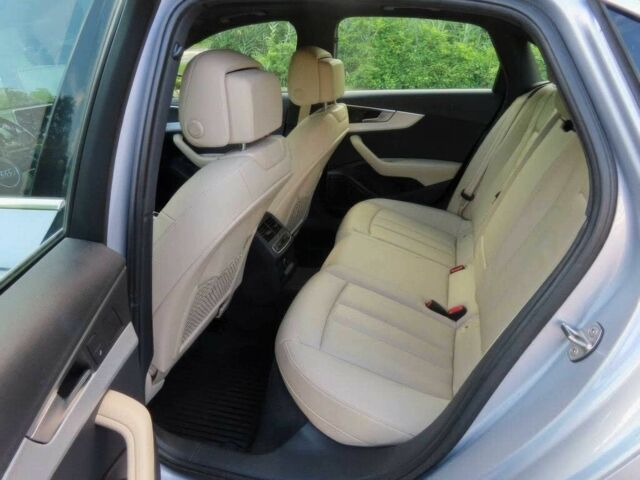 Серый Ауди А4, объемом двигателя 2 л и пробегом 53 тыс. км за 3450 $, фото 16 на Automoto.ua