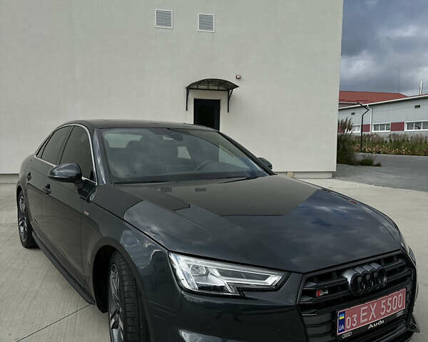 Серый Ауди А4, объемом двигателя 2 л и пробегом 316 тыс. км за 14800 $, фото 2 на Automoto.ua