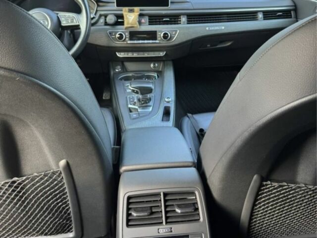 Серый Ауди А4, объемом двигателя 2 л и пробегом 121 тыс. км за 24900 $, фото 7 на Automoto.ua