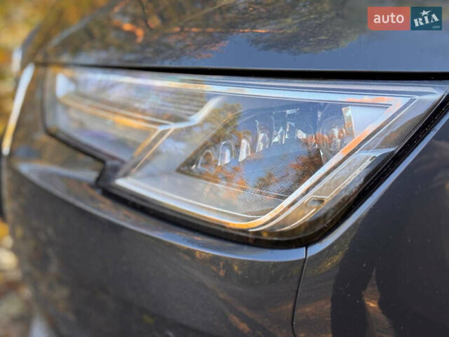 Ауді А4 2017 у Києві на Automoto.ua Сірий Ауді А4, об'ємом двигуна 2 л та пробігом 211 тис. км за 17300 $, фото 44 на Automoto.ua