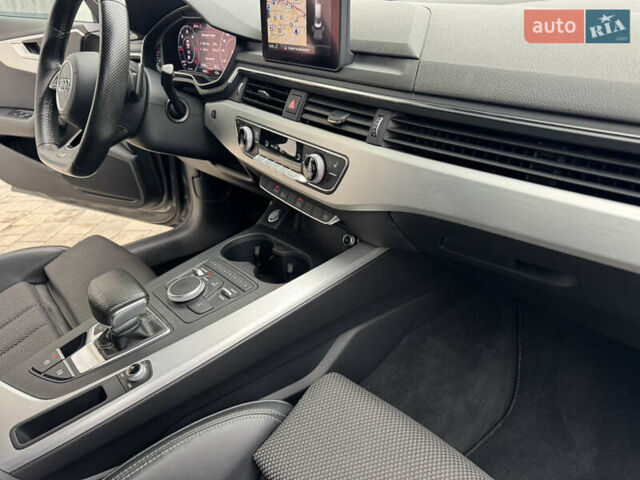 Серый Ауди А4, объемом двигателя 2 л и пробегом 240 тыс. км за 19000 $, фото 40 на Automoto.ua