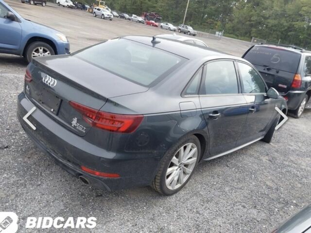 Сірий Ауді А4, об'ємом двигуна 2 л та пробігом 140 тис. км за 10300 $, фото 1 на Automoto.ua