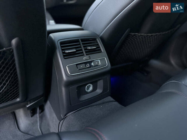 Сірий Ауді А4, об'ємом двигуна 1.98 л та пробігом 113 тис. км за 24300 $, фото 63 на Automoto.ua