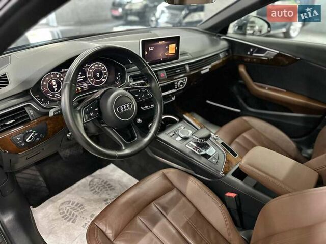 Сірий Ауді А4, об'ємом двигуна 2 л та пробігом 156 тис. км за 16999 $, фото 10 на Automoto.ua