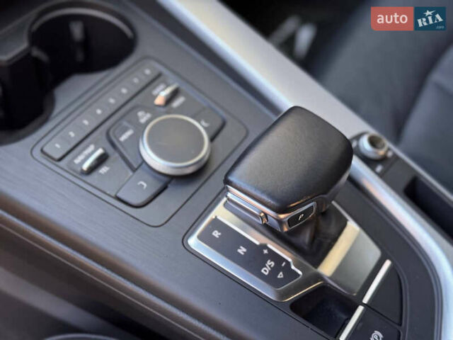 Ауді А4 2017 у Києві на Automoto.ua Сірий Ауді А4, об'ємом двигуна 2 л та пробігом 211 тис. км за 17300 $, фото 86 на Automoto.ua