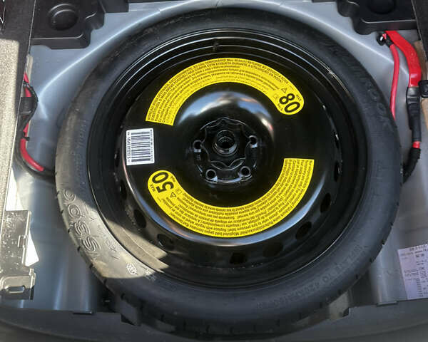 Сірий Ауді А4, об'ємом двигуна 1.98 л та пробігом 122 тис. км за 18200 $, фото 29 на Automoto.ua