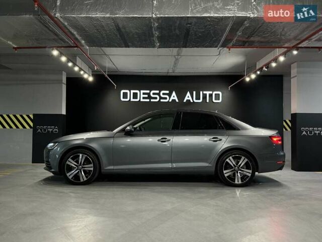 Серый Ауди А4, объемом двигателя 1.98 л и пробегом 182 тыс. км за 17000 $, фото 5 на Automoto.ua