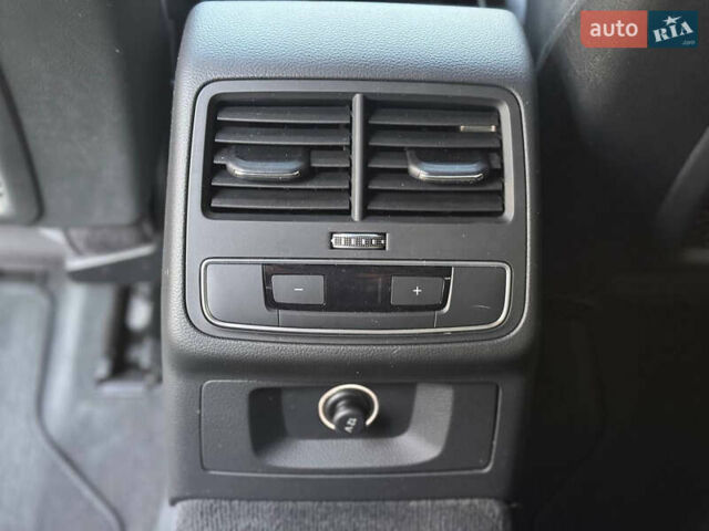 Ауді А4 2017 у Києві на Automoto.ua Сірий Ауді А4, об'ємом двигуна 2 л та пробігом 211 тис. км за 17300 $, фото 78 на Automoto.ua