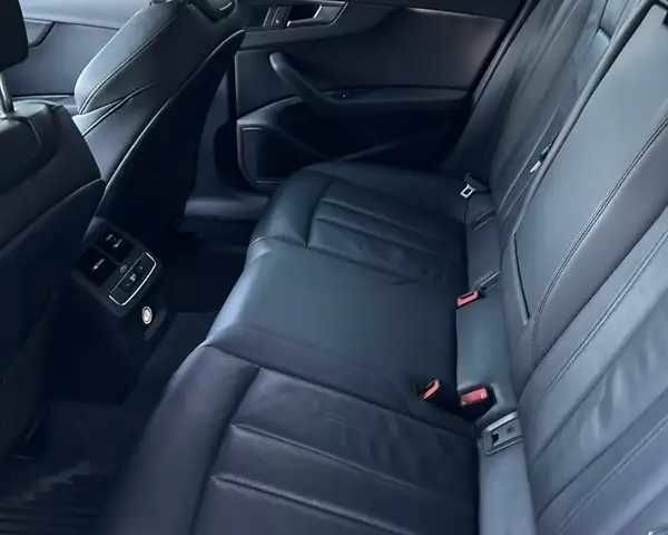 Сірий Ауді А4, об'ємом двигуна 2 л та пробігом 160 тис. км за 21200 $, фото 7 на Automoto.ua