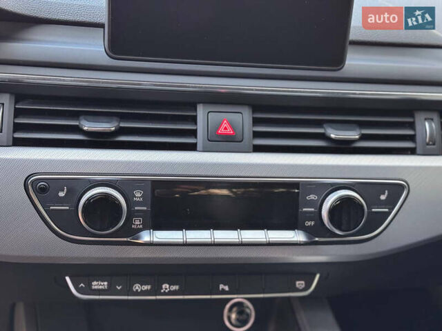 Ауді А4 2017 у Києві на Automoto.ua Сірий Ауді А4, об'ємом двигуна 2 л та пробігом 211 тис. км за 17300 $, фото 68 на Automoto.ua