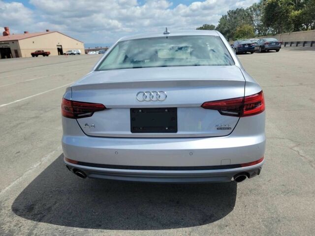 Сірий Ауді А4, об'ємом двигуна 2 л та пробігом 88 тис. км за 14000 $, фото 5 на Automoto.ua