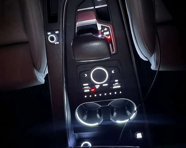 Ауди А4 2017 в Львове на Automoto.ua Серый Ауди А4, объемом двигателя 1.98 л и пробегом 152 тыс. км за 21200 $, фото 15 на Automoto.ua