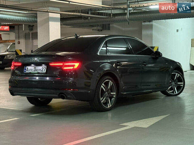 Серый Ауди А4, объемом двигателя 1.98 л и пробегом 156 тыс. км за 17999 $, фото 5 на Automoto.ua