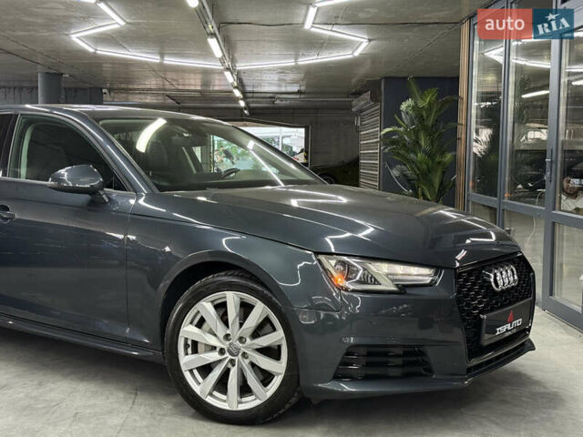 Сірий Ауді А4, об'ємом двигуна 2 л та пробігом 113 тис. км за 17900 $, фото 2 на Automoto.ua