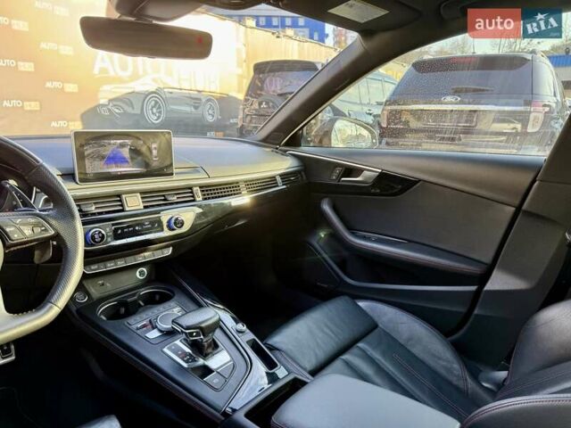Сірий Ауді А4, об'ємом двигуна 1.98 л та пробігом 146 тис. км за 20000 $, фото 14 на Automoto.ua