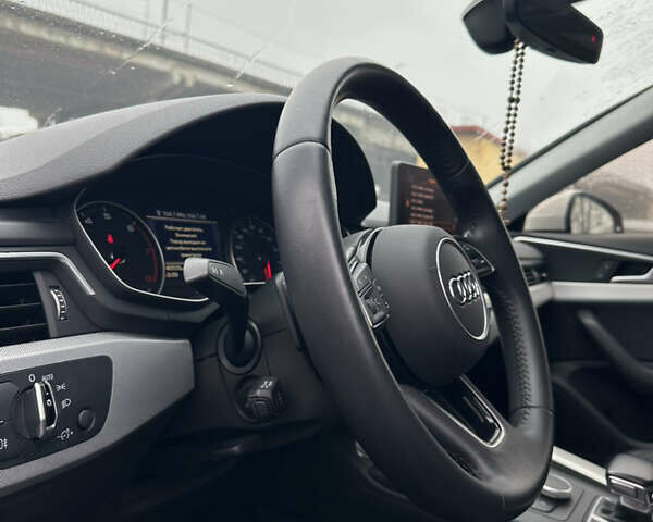 Сірий Ауді А4, об'ємом двигуна 1.98 л та пробігом 140 тис. км за 14300 $, фото 12 на Automoto.ua