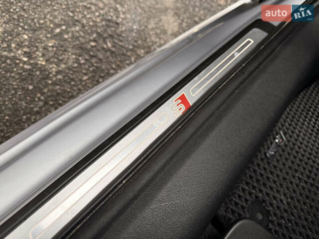 Сірий Ауді А4, об'ємом двигуна 1.98 л та пробігом 210 тис. км за 17100 $, фото 9 на Automoto.ua