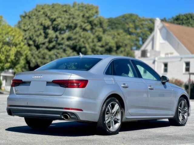 Сірий Ауді А4, об'ємом двигуна 2 л та пробігом 61 тис. км за 15500 $, фото 5 на Automoto.ua