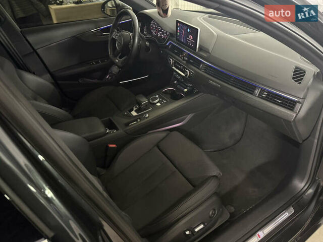 Серый Ауди А4, объемом двигателя 1.98 л и пробегом 90 тыс. км за 22500 $, фото 13 на Automoto.ua