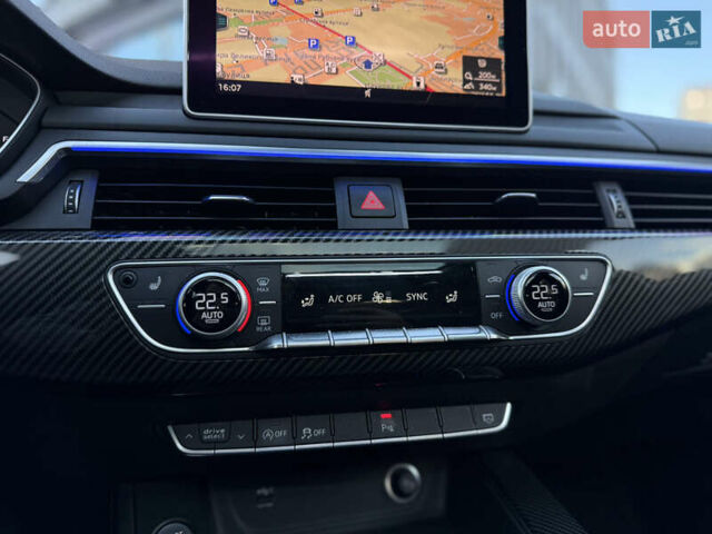 Сірий Ауді А4, об'ємом двигуна 1.98 л та пробігом 113 тис. км за 24300 $, фото 45 на Automoto.ua