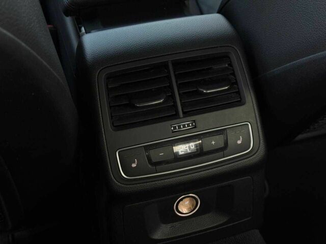 Серый Ауди А4, объемом двигателя 0 л и пробегом 165 тыс. км за 15500 $, фото 12 на Automoto.ua