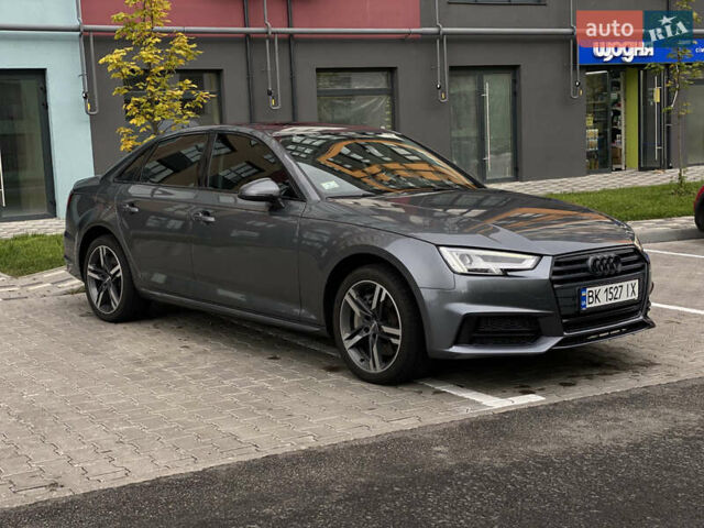 Сірий Ауді А4, об'ємом двигуна 1.98 л та пробігом 170 тис. км за 18000 $, фото 4 на Automoto.ua