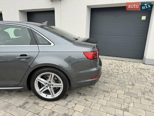 Серый Ауди А4, объемом двигателя 2 л и пробегом 240 тыс. км за 19000 $, фото 4 на Automoto.ua