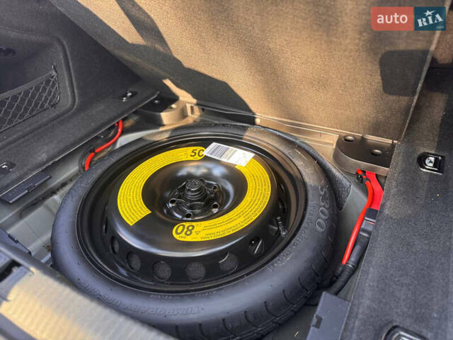 Ауді А4 2017 у Києві на Automoto.ua Сірий Ауді А4, об'ємом двигуна 2 л та пробігом 211 тис. км за 17300 $, фото 101 на Automoto.ua