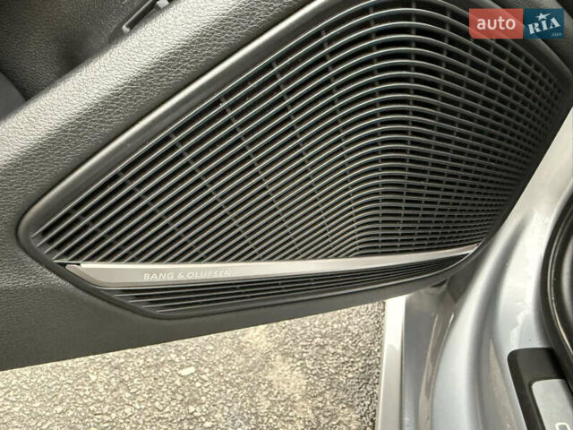 Сірий Ауді А4, об'ємом двигуна 1.98 л та пробігом 210 тис. км за 17100 $, фото 8 на Automoto.ua