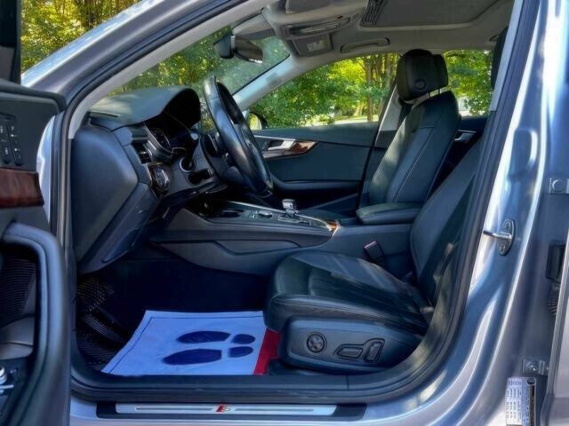 Сірий Ауді А4, об'ємом двигуна 2 л та пробігом 61 тис. км за 15500 $, фото 8 на Automoto.ua