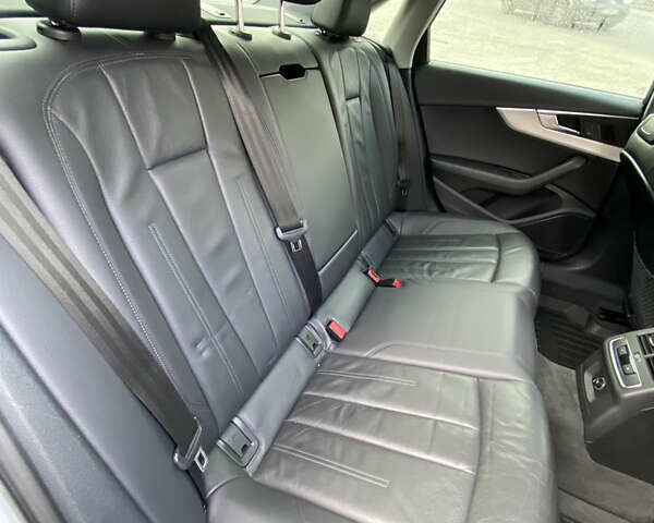 Сірий Ауді А4, об'ємом двигуна 1.98 л та пробігом 147 тис. км за 20900 $, фото 24 на Automoto.ua