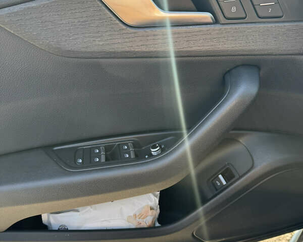 Серый Ауди А4, объемом двигателя 2 л и пробегом 158 тыс. км за 19800 $, фото 15 на Automoto.ua