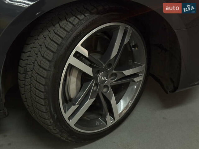 Серый Ауди А4, объемом двигателя 1.98 л и пробегом 156 тыс. км за 17999 $, фото 7 на Automoto.ua