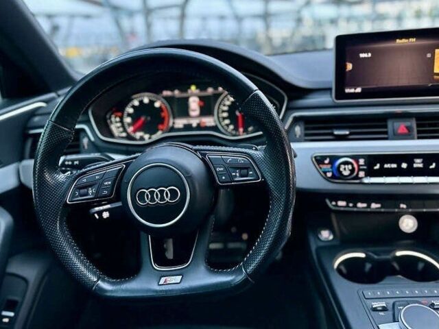 Ауди А4 2017 в Львове на Automoto.ua Серый Ауди А4, объемом двигателя 2 л и пробегом 136 тыс. км за 15000 $, фото 15 на Automoto.ua