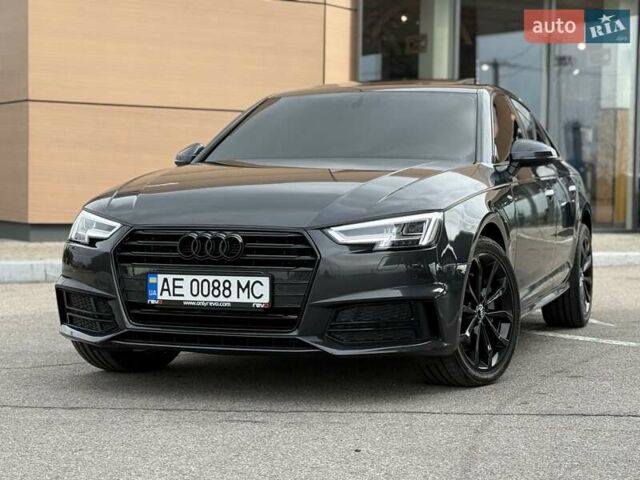 Сірий Ауді А4, об'ємом двигуна 1.98 л та пробігом 133 тис. км за 21499 $, фото 1 на Automoto.ua