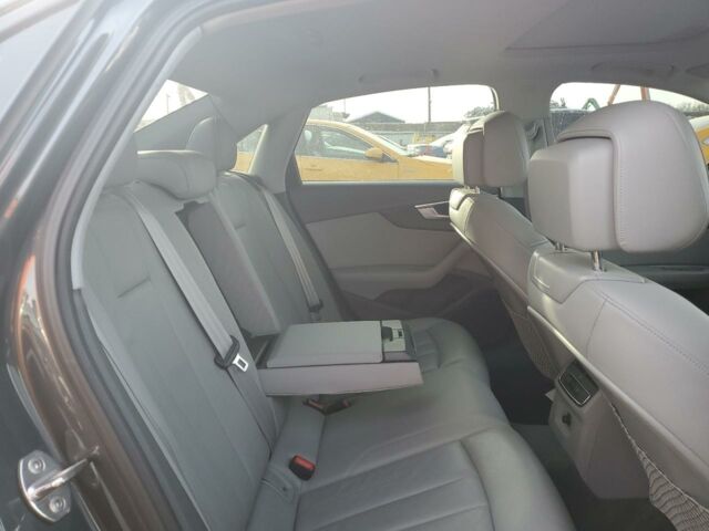 Серый Ауди А4, объемом двигателя 2 л и пробегом 148 тыс. км за 13950 $, фото 9 на Automoto.ua