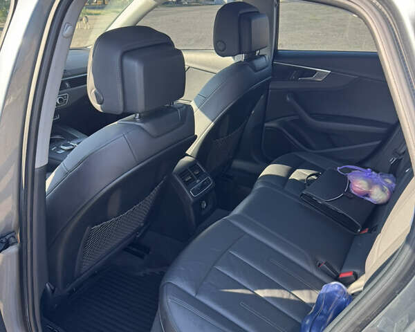 Серый Ауди А4, объемом двигателя 2 л и пробегом 158 тыс. км за 19800 $, фото 11 на Automoto.ua