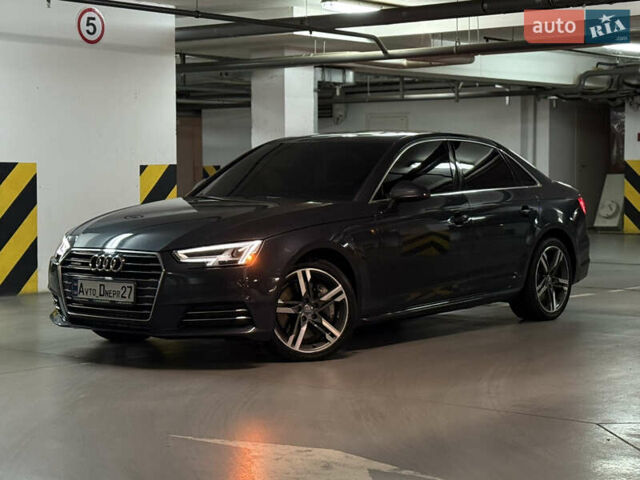 Серый Ауди А4, объемом двигателя 1.98 л и пробегом 156 тыс. км за 17999 $, фото 1 на Automoto.ua