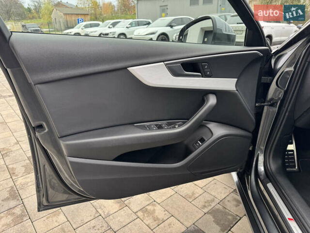 Серый Ауди А4, объемом двигателя 2 л и пробегом 240 тыс. км за 19000 $, фото 23 на Automoto.ua