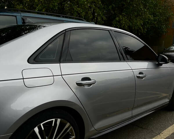 Ауді А4 2017 у Черкасах на Automoto.ua Сірий Ауді А4, об'ємом двигуна 1.98 л та пробігом 173 тис. км за 20000 $, фото 9 на Automoto.ua