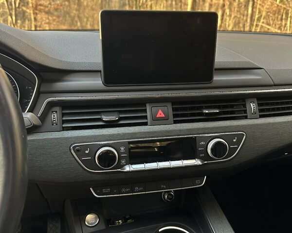 Серый Ауди А4, объемом двигателя 1.98 л и пробегом 183 тыс. км за 21999 $, фото 17 на Automoto.ua