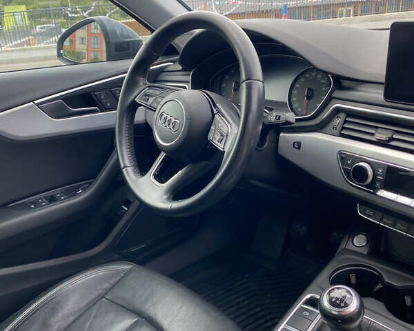 Сірий Ауді А4, об'ємом двигуна 1.98 л та пробігом 170 тис. км за 18000 $, фото 14 на Automoto.ua