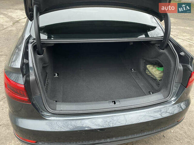 Серый Ауди А4, объемом двигателя 1.98 л и пробегом 101 тыс. км за 22500 $, фото 11 на Automoto.ua