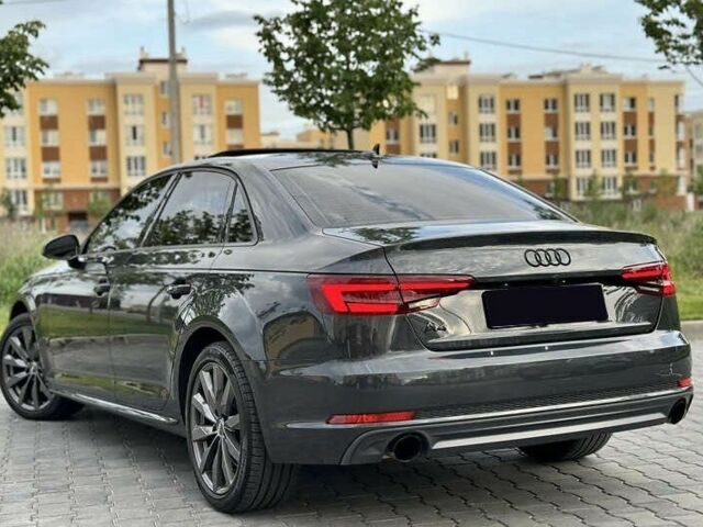 Серый Ауди А4, объемом двигателя 2 л и пробегом 110 тыс. км за 15000 $, фото 3 на Automoto.ua