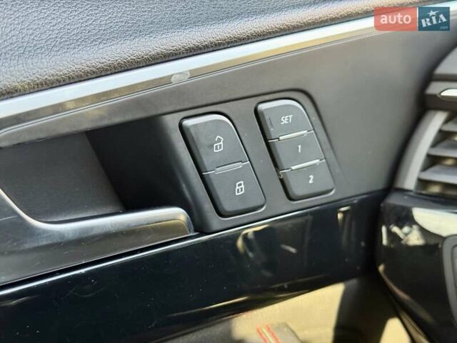 Сірий Ауді А4, об'ємом двигуна 1.98 л та пробігом 146 тис. км за 20000 $, фото 23 на Automoto.ua