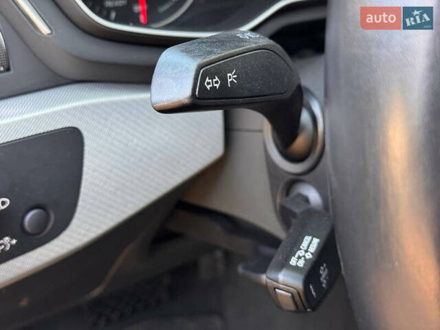 Ауді А4 2017 у Києві на Automoto.ua Сірий Ауді А4, об'ємом двигуна 2 л та пробігом 211 тис. км за 17300 $, фото 83 на Automoto.ua