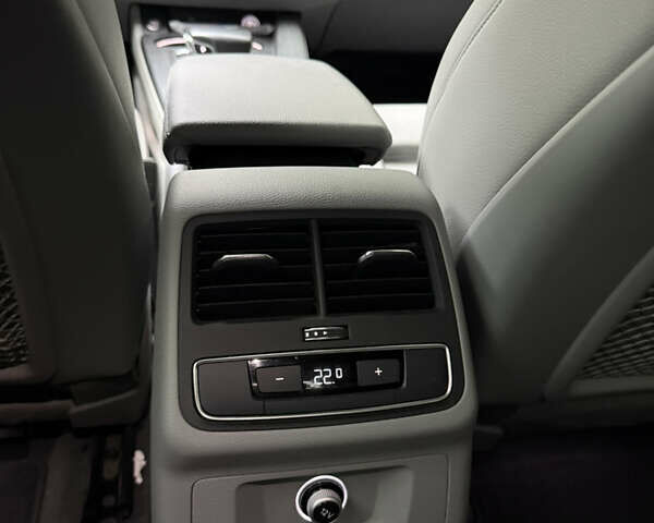 Серый Ауди А4, объемом двигателя 2 л и пробегом 146 тыс. км за 21000 $, фото 17 на Automoto.ua