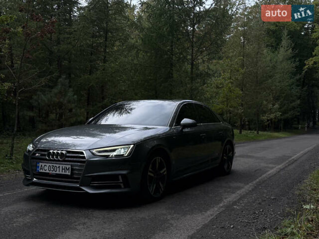 Серый Ауди А4, объемом двигателя 2 л и пробегом 146 тыс. км за 21000 $, фото 2 на Automoto.ua